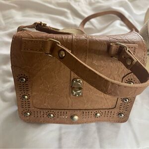 Elegant Tan Leather Women's Bag